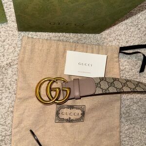 Gucci Beige GG Supreme Belt with Gold GG Buckle